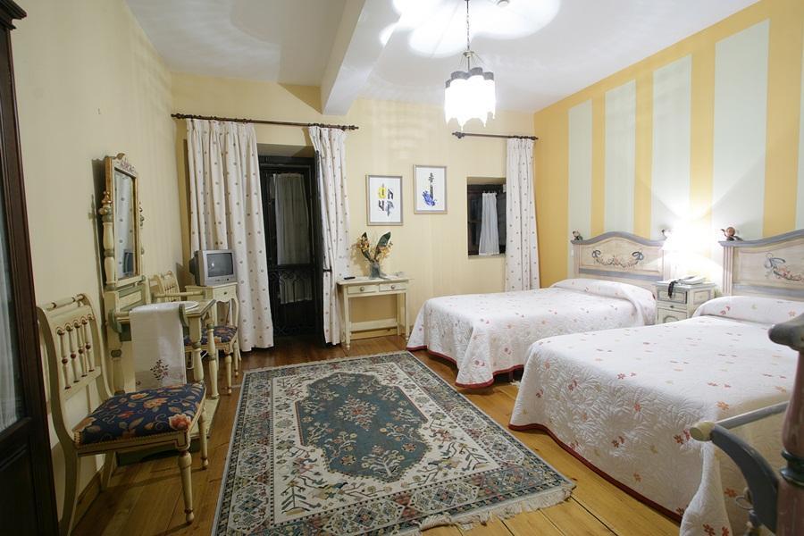 Hotel Palacio La Casona De Cerrazo Buitenkant foto