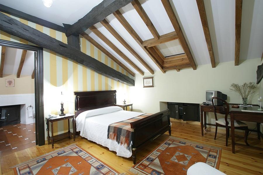 Hotel Palacio La Casona De Cerrazo Buitenkant foto